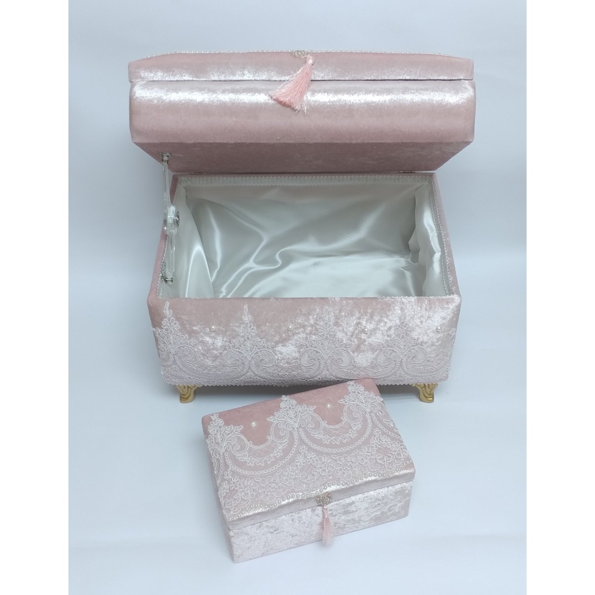ÇEYİZ STORE İKİ KATLI DANTELLİ ÇEYİZ SANDIĞI PUDRA